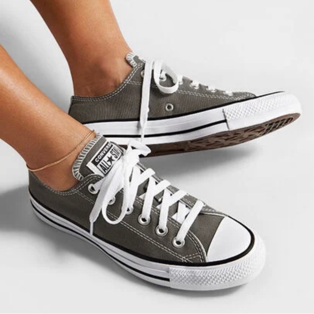 CONVERSE Grey All Star Chuck Taylor Canvas Low Top Classic Sneakers